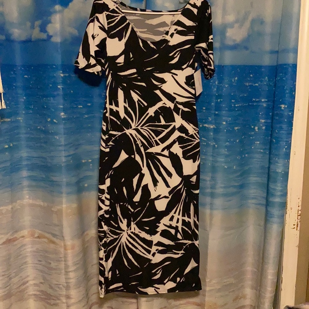Brand new women’s dress